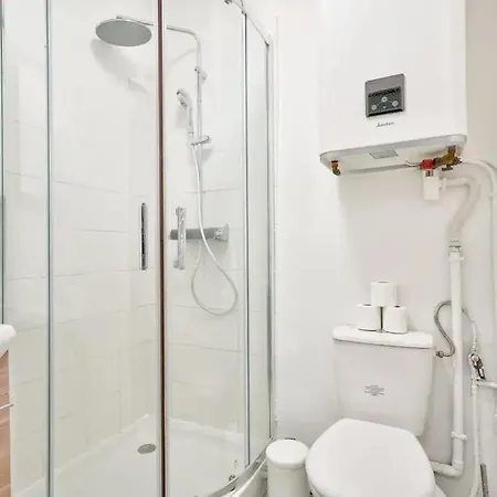 Cozy Near Paris * Clichy